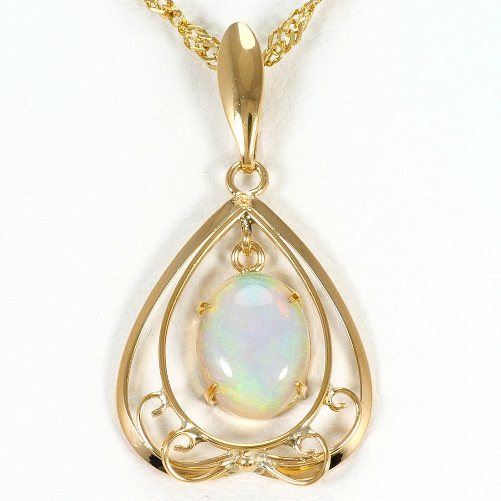 VINTAGE 18k Gold Opal Necklace